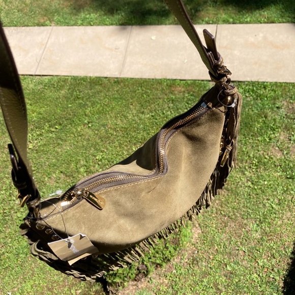 Michael Kors Dakota Olive Green Suede Leather Saddle Bag Long Fringe Gold Studs - Picture 10 of 17